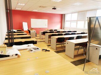 Pronájem kanceláří a nebytových prostor v Jihlavě na Pávovsk