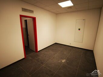 Pronájem nové skladovací haly 757m2 v přízemí + patro 172m2 