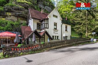 Nabízíme vám ke koupi samostatně stojící nemovitost v malebn