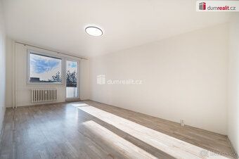 Cena je včetně provize RK a právního servisu. Více informací