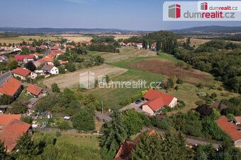 , Pozemek, kde začne váš nový život. Klid, příroda a Praha n