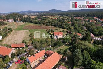 , Pozemek, kde začne váš nový život. Klid, příroda a Praha n