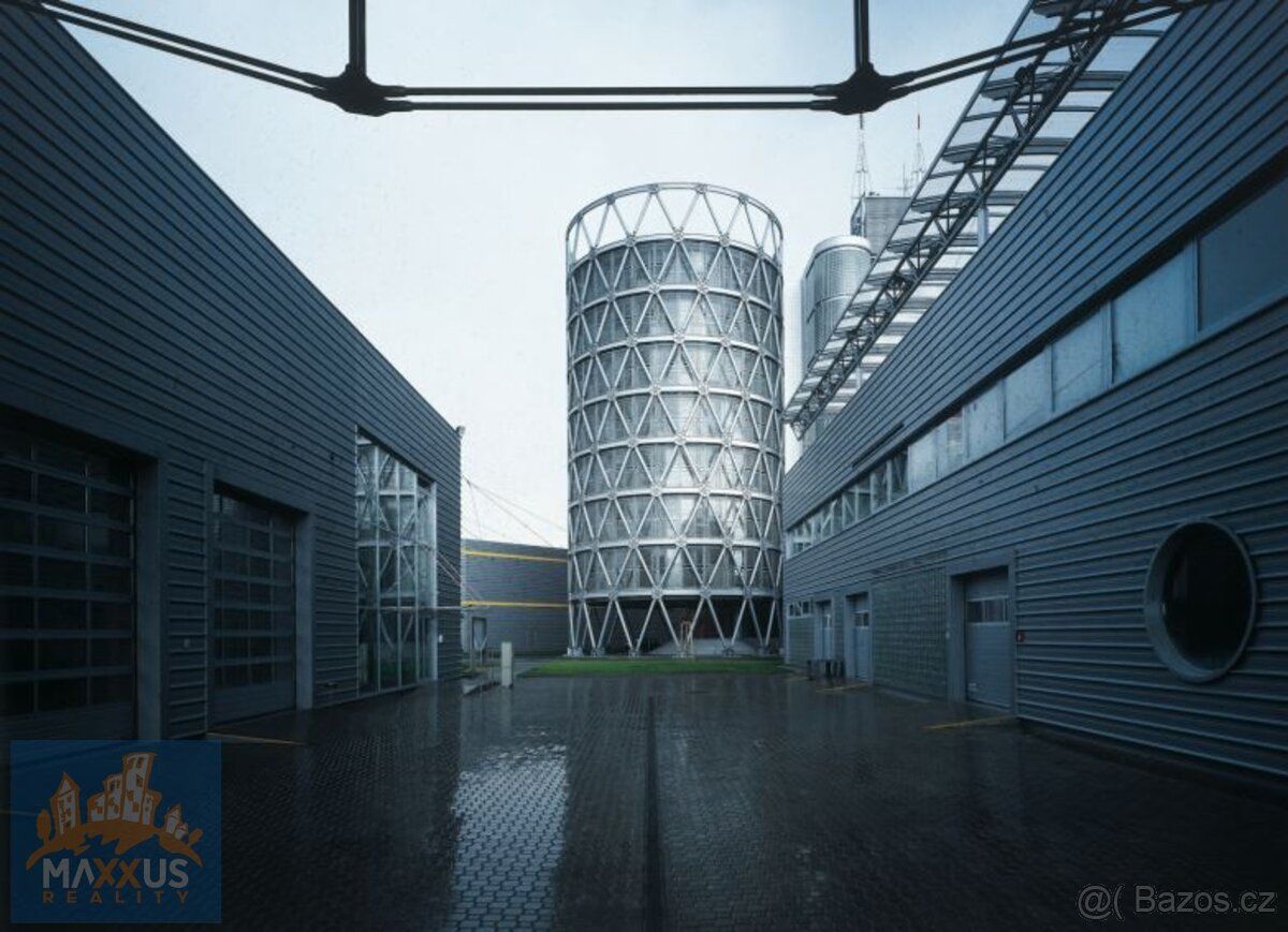 Nabízíme pronájem kancelářských prostor o podlahové ploše 12