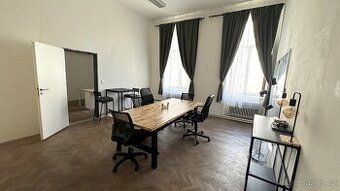 Nabízíme pronájem kancelářských prostor o podlahové ploše 12