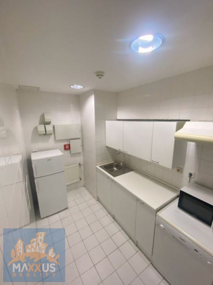 Nabízíme pronájem kancelářských prostor o podlahové ploše 35