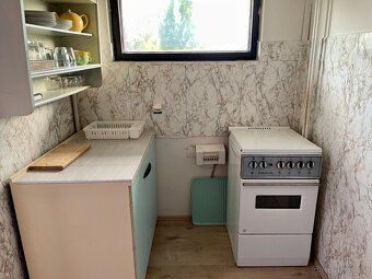 Pronajmu zařízený neprůchozí pokoj 18m² v přízemí rod.domu v