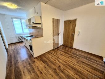 , Nabízím k pronájmu byt o dispozici 2+1 a celkové podlahové