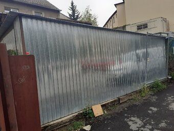 Prodám plechovou garáž,rozměry 4 x 6 metrů, stáří 2 roky