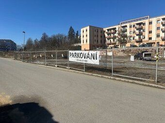 Nabízím možnost parkování osobních i nákladních vozidel na z