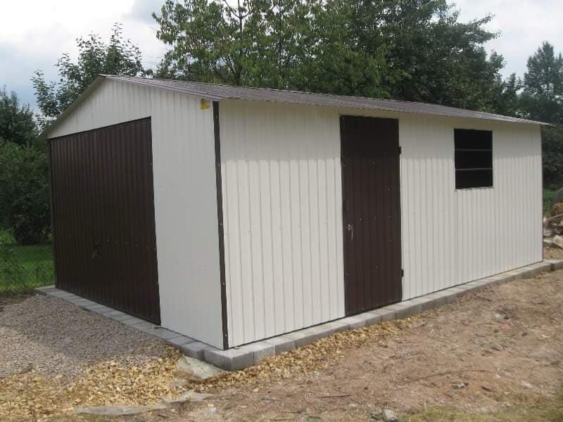 Parametry garáže
Šířka: 4 m
Hloubka: 6 m
Typ střechy: sedlov