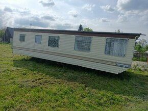 Prodám starší mobilhouse určený na opravu.Je na pevné stání.