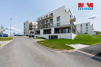 Nabízíme k pronájmu moderní byt 2+kk s terasou o velikosti 6