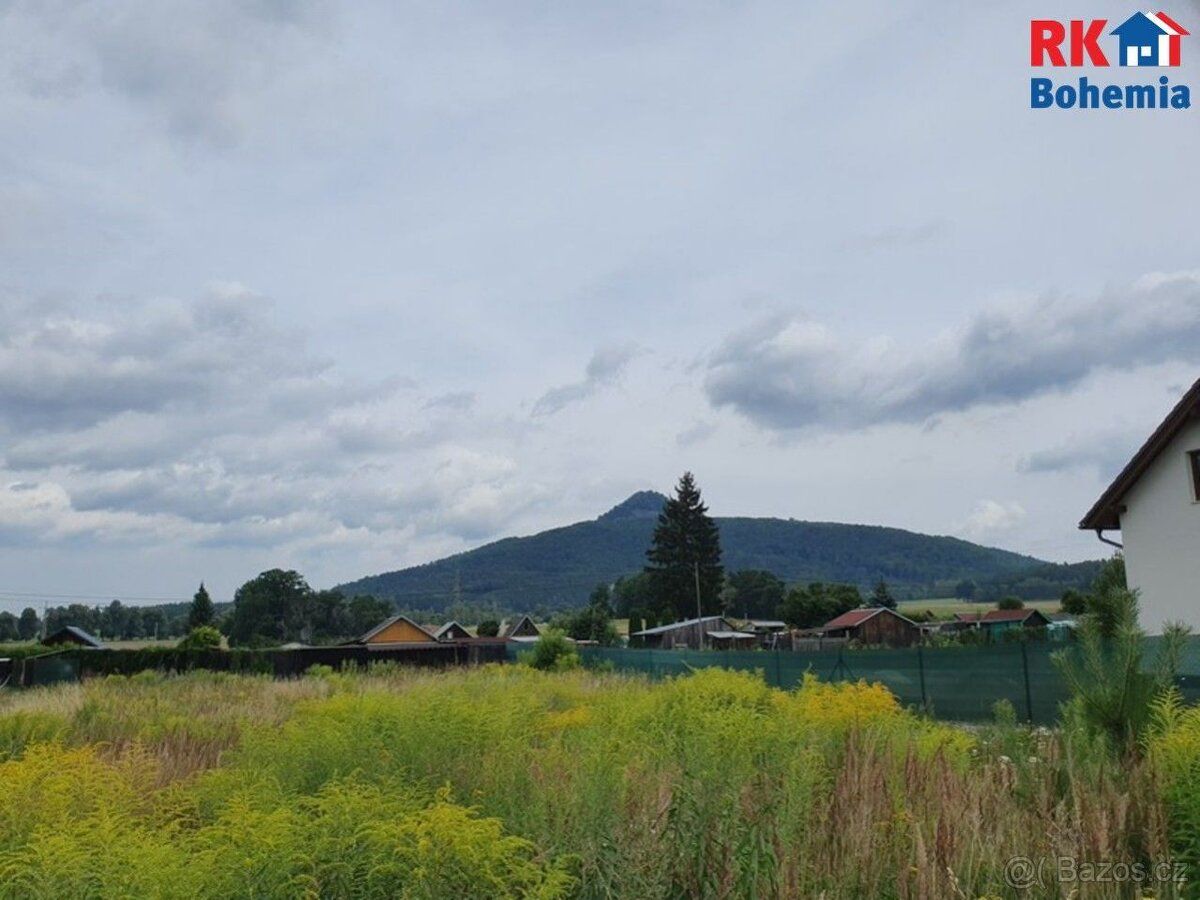 Prodej stavebního pozemku o výměře 1401 m2, Mimoň Prodej sta