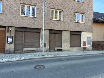 Pronájem obchodního prostoru 52 m² – Mnichovice, hlavní ulic