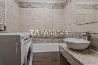 Prodej družstevního bytu 3+1, Máchova ulice, Třinec , 69m², 