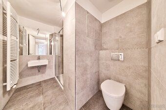 Nabízím k prodeji nadstandardně velký byt 4+kk s balkonem (8