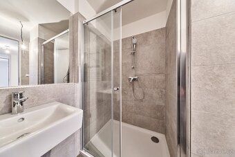 Nabízím k prodeji nadstandardně velký byt 4+kk s balkonem (8