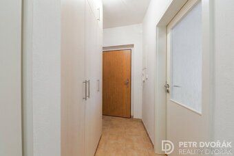 Ev.č. 00863 REZERVOVÁNO
Nabízíme k prodeji elegantní jednotk