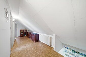 V exkluzivním zastoupení klienta nabízíme k prodeji dvougene