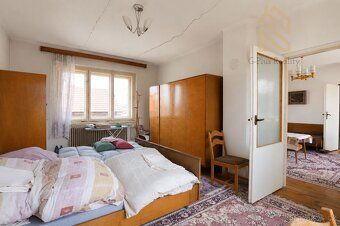 Prostorný rodinný dům o užitné ploše 216 m² na pozemku o vel