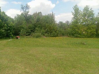Nabízím k prodeji atraktivní pozemek o rozloze 1000 m², ideá