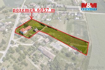 Nabízíme na prodej rodinný dům v obci Babice okr. Hradec Krá
