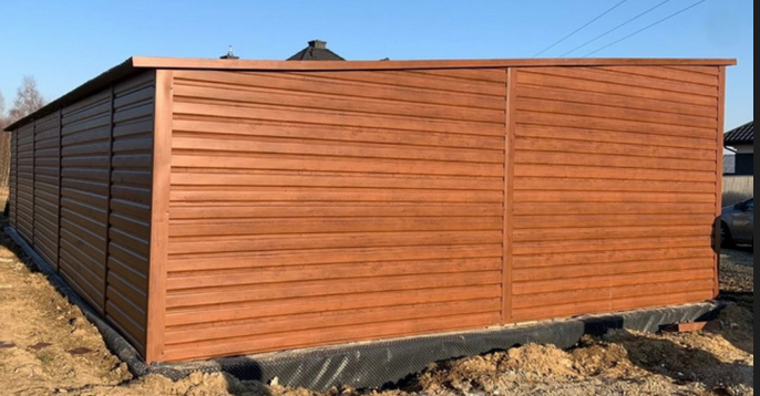 Prodám garáž 13x6 barva ořech Sklon střechy dozadu Šířka 13m
