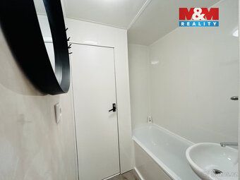 Nabízíme k pronájmu útulný a světlý byt 1+1 o užitné ploše 3