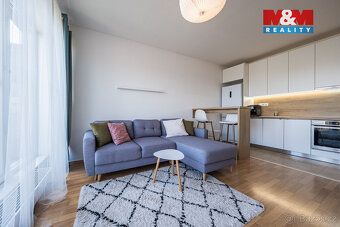 Exkluzivně nabízíme k dlouhodobému pronájmu velmi pěkný byt 