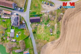 Nabízíme ke koupi stavební pozemek o výměře 877 m² v klidné 