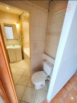 Nabízíme k prodeji světlý byt 3+1 v osobním vlastnictví o ce