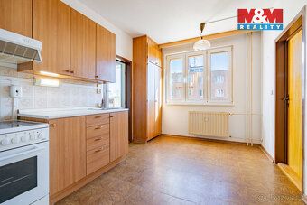 Nabízíme k prodeji prostorný byt 4+1 o užitné ploše 82 m² v 
