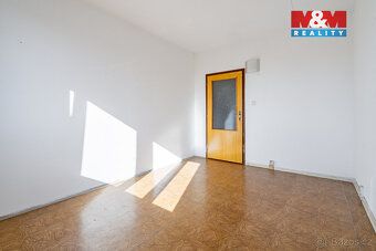 Nabízíme k prodeji prostorný byt 4+1 o užitné ploše 82 m² v 