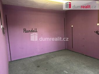 +popl. 2500, , Dumrealit.cz Vám zprostředkuje pronájem komer