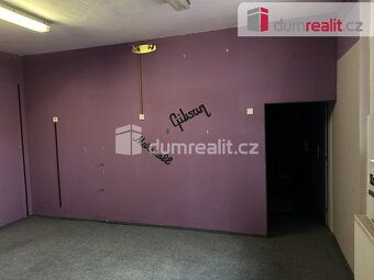 +popl. 2500, , Dumrealit.cz Vám zprostředkuje pronájem komer