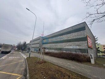 Prodej zděné garáže v parkovacím domě ul. Okružní
Nabízíme k