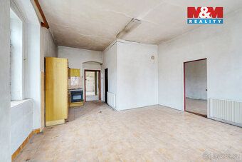 Nabízíme k prodeji výrobní objekt v centru obce Žihle určený