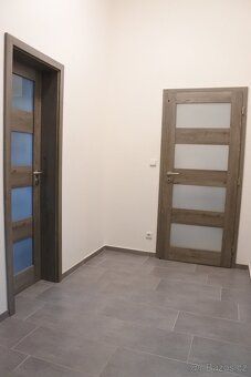 Hledáte klidné bydlení nedaleko centra, blízko přírody a spo
