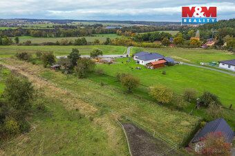 Nabízíme k prodeji investiční stavební pozemek o rozloze 942
