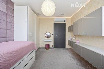 Prodej rodinného domu s dispozicí 4+kk a garáží, 141 m2, poz