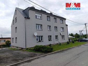 Dovolujeme si nabídnout k pronájmu byt 3+1 na ulici Zámecká 