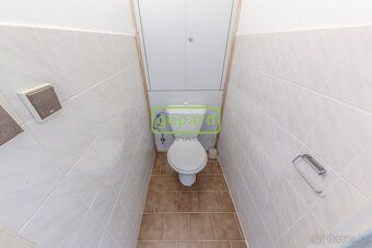 Nabízíme k pronájmu prostorný byt o dispozici 4+1 v atraktiv