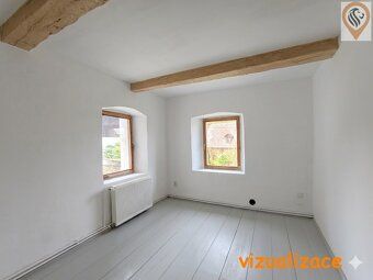 Nabízíme k prodeji rodinný dům o dispozici 5+1 v obci Jezvé,