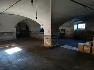 Nabízím k pronájmu (nezateplený) skladovací prostor o veliko