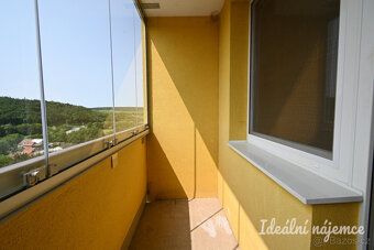 K dlouhodobému podnájmu nabízíme prostorný byt o dispozici 1