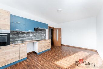 Pronájem, byty/1+kk, 27 m2, Jáchymovská, Bohatice, 36004 Kar