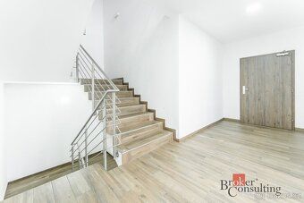 Pronájem, byty/1+kk, 27 m2, Jáchymovská, Bohatice, 36004 Kar
