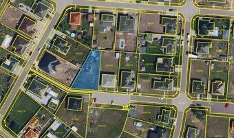 Nabízíme k prodeji stavební pozemek o výměře 816 m² v obci N