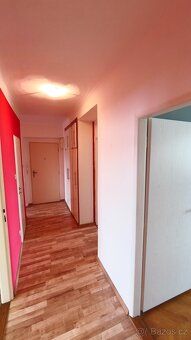 Pronajmu byt 3+1 v Bytřici nad Olší. 1. NP, 70 m2, balkón, 2