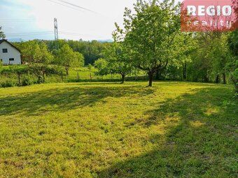 Nabízíme Vám ke koupi pozemek o celkové výměře 1483 m2, nach